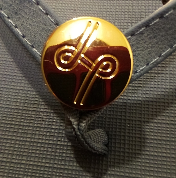 Lindsay Phillips - NWT Yoga Mat Foot bed, Logo Button Non-Slip Soles, Denim Blue - Picture 13 of 15